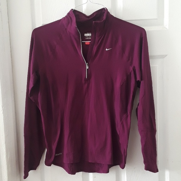 Nike Tops - nike fit dry sweat shirt